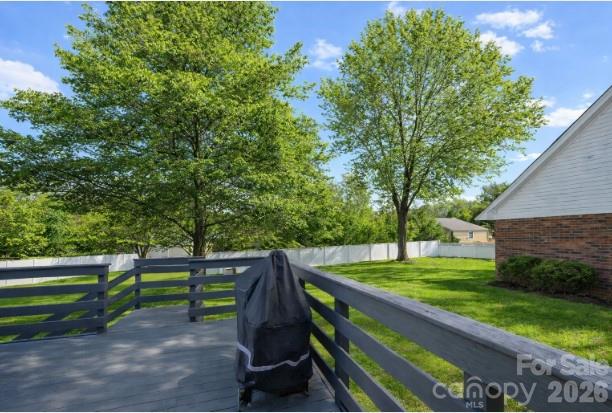 8225 Kensington Lane — Harrisburg