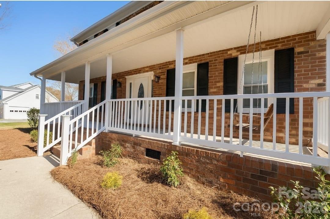 8225 Kensington Lane — Harrisburg
