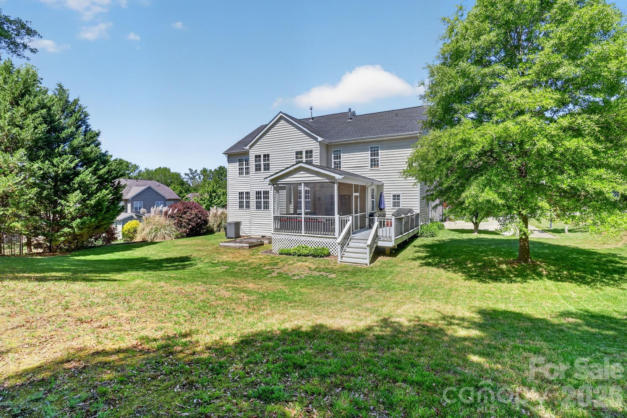 10011 King George Lane — Waxhaw