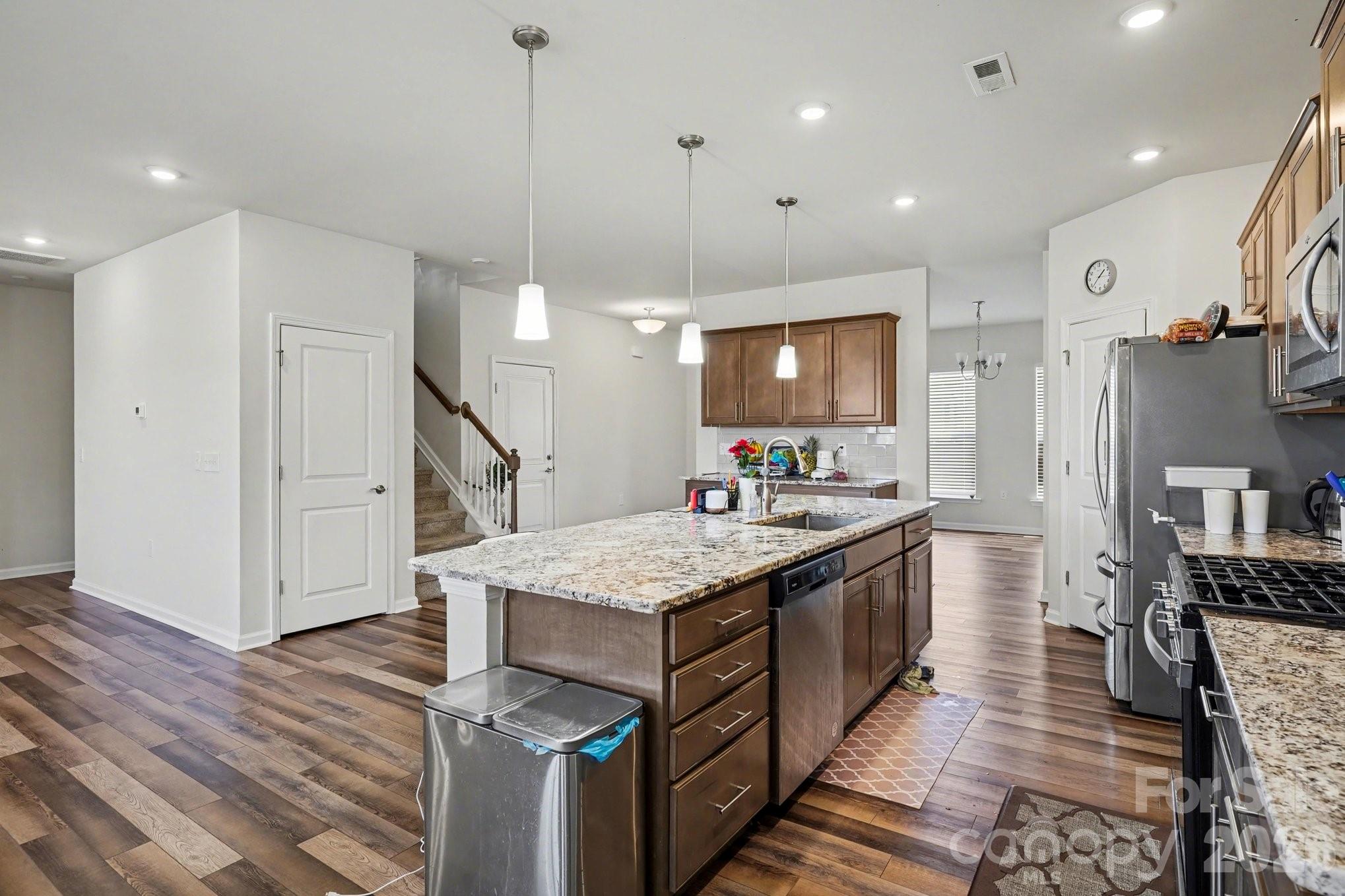 2174 Attend Crossing — Willow Spring