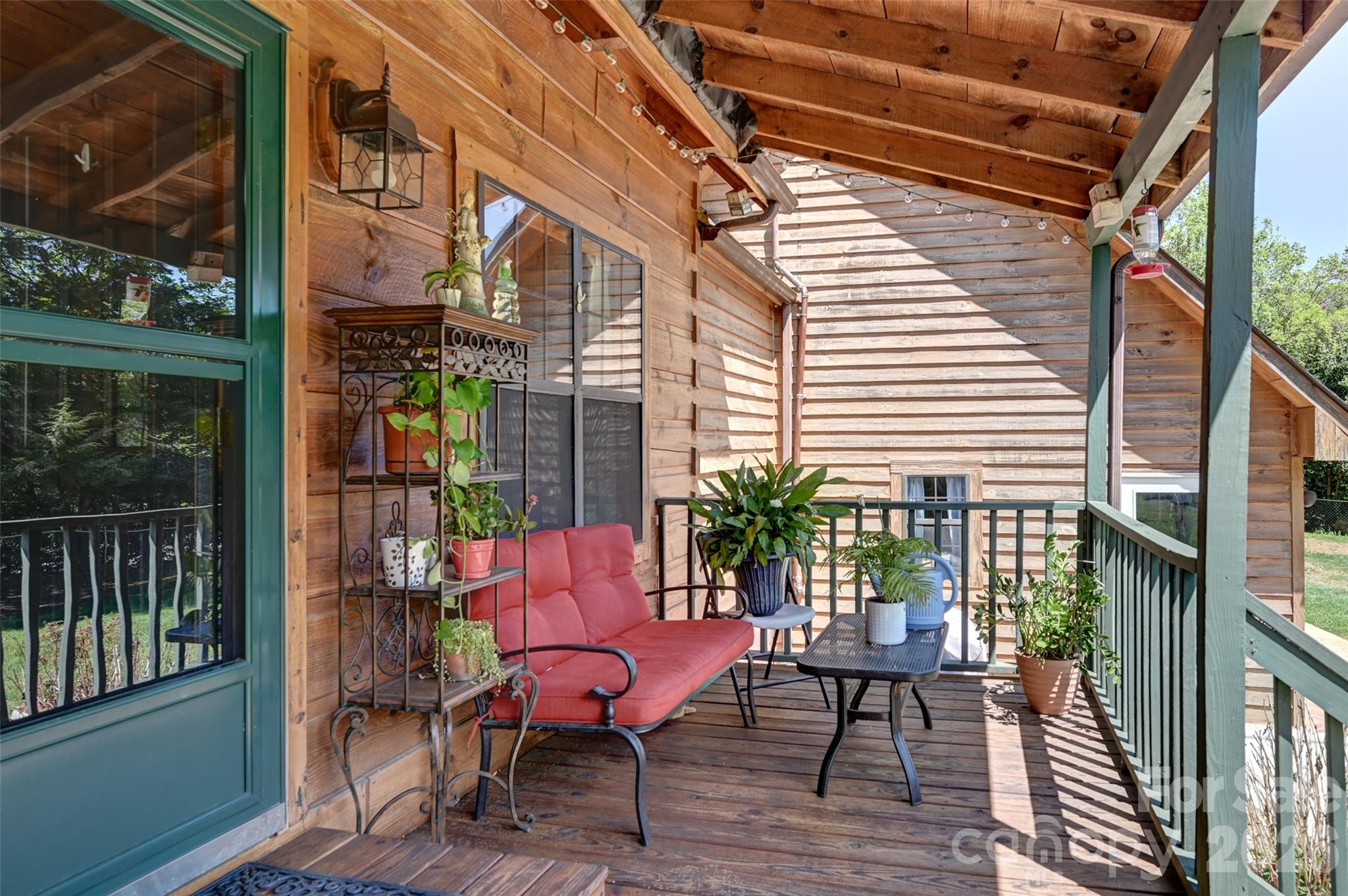 10 Black Locust Drive — Asheville
