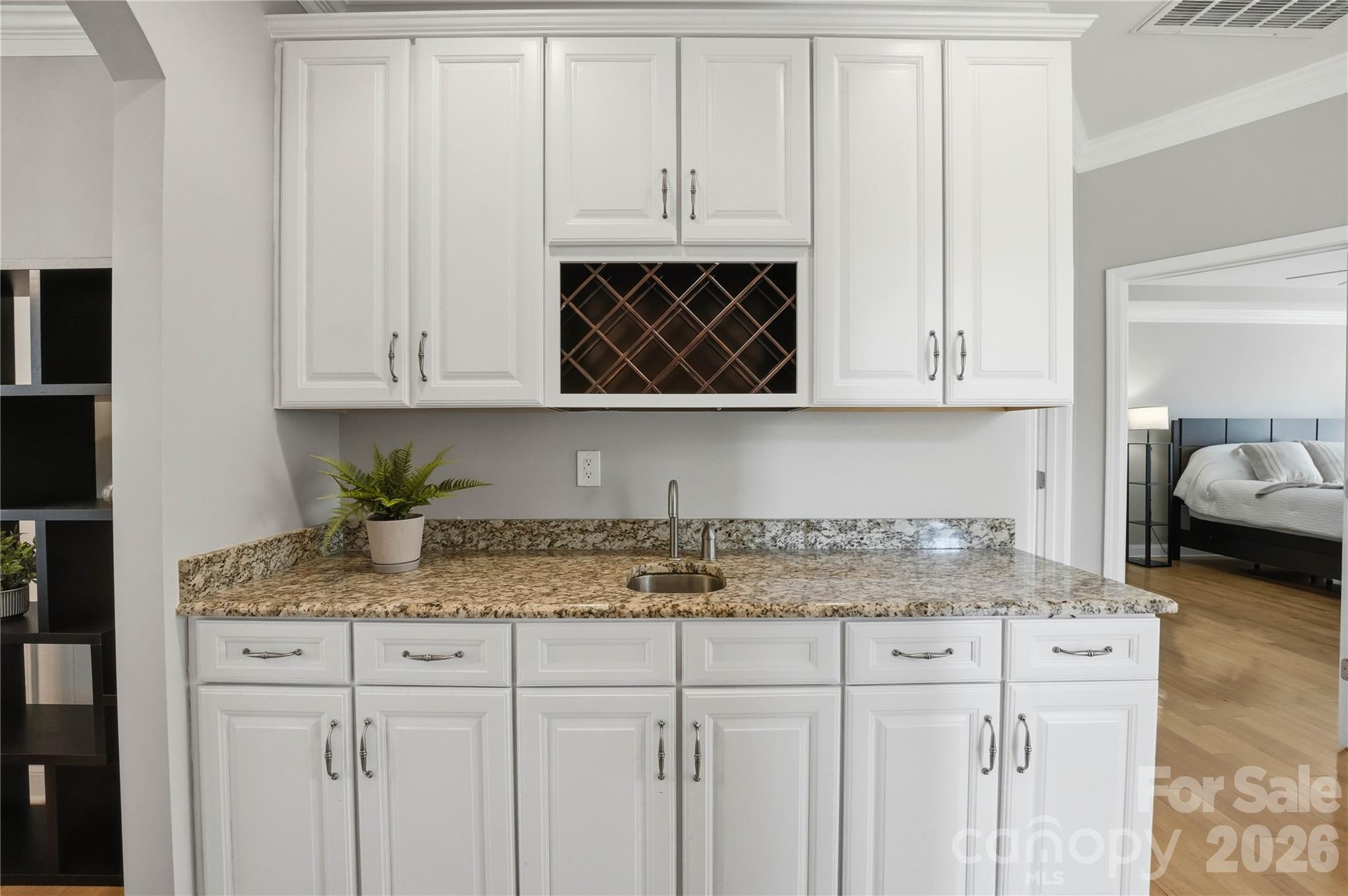 5068 Gladiola Way — Tega Cay