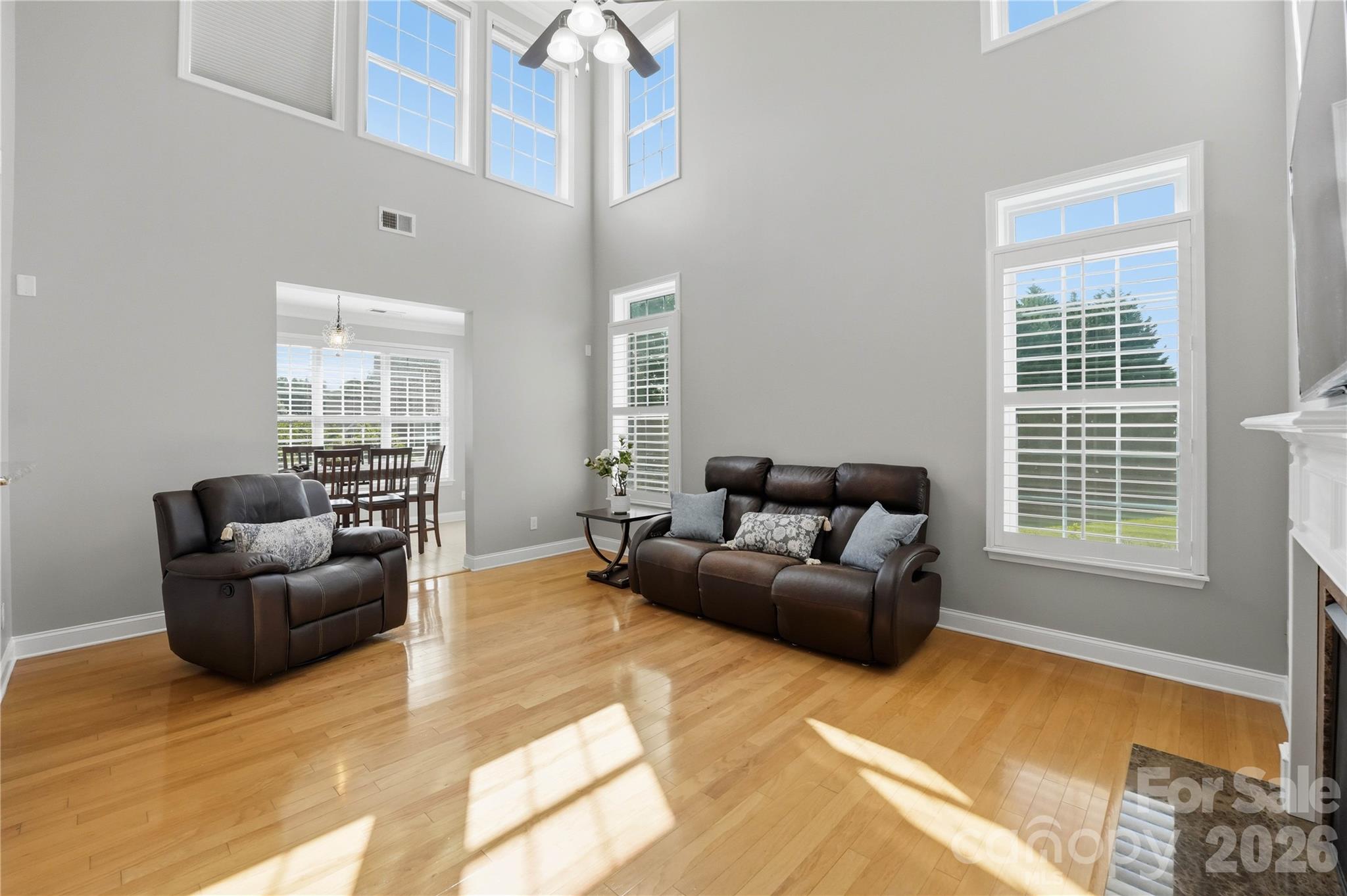 5068 Gladiola Way — Tega Cay
