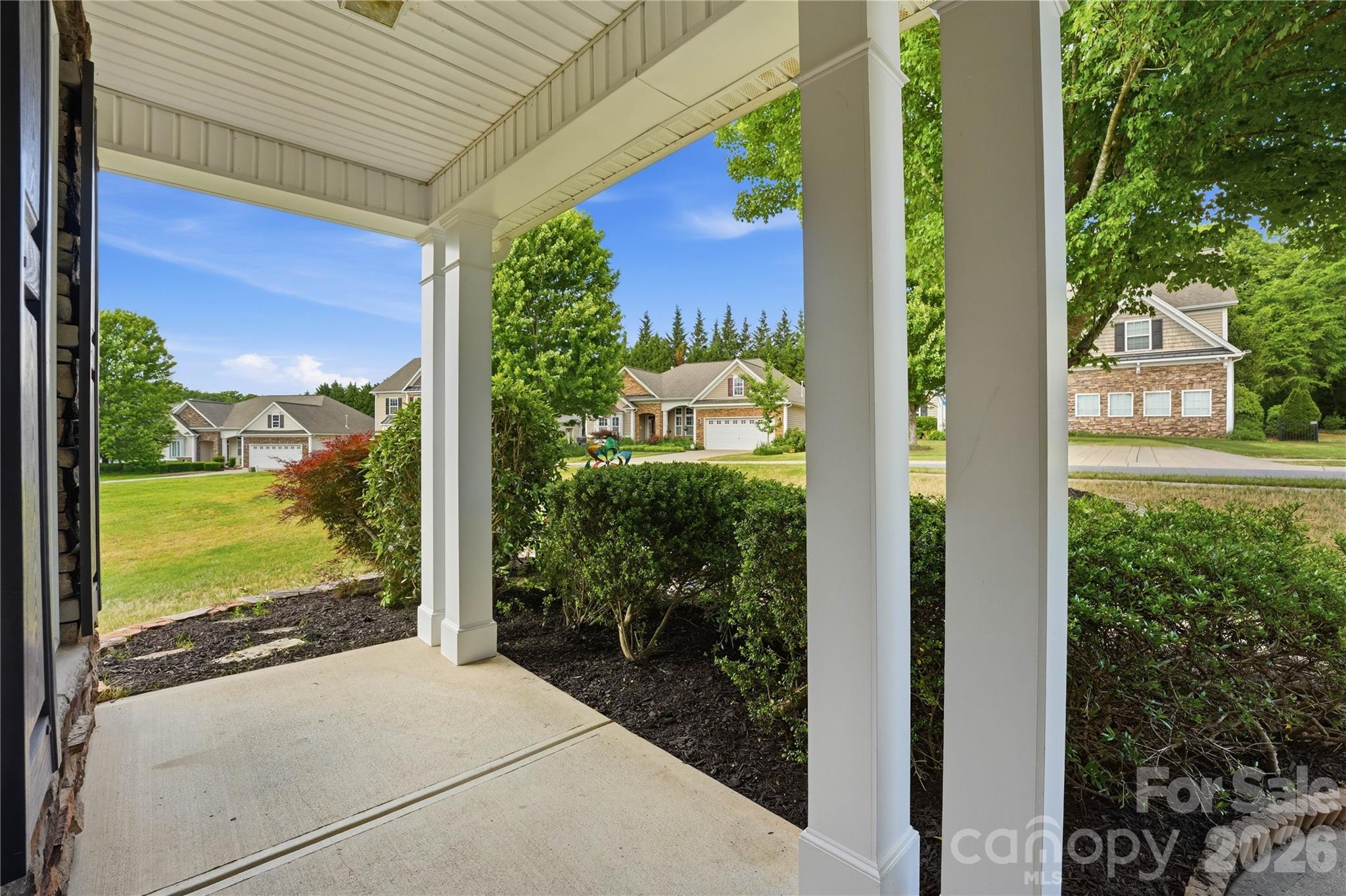 5068 Gladiola Way — Tega Cay