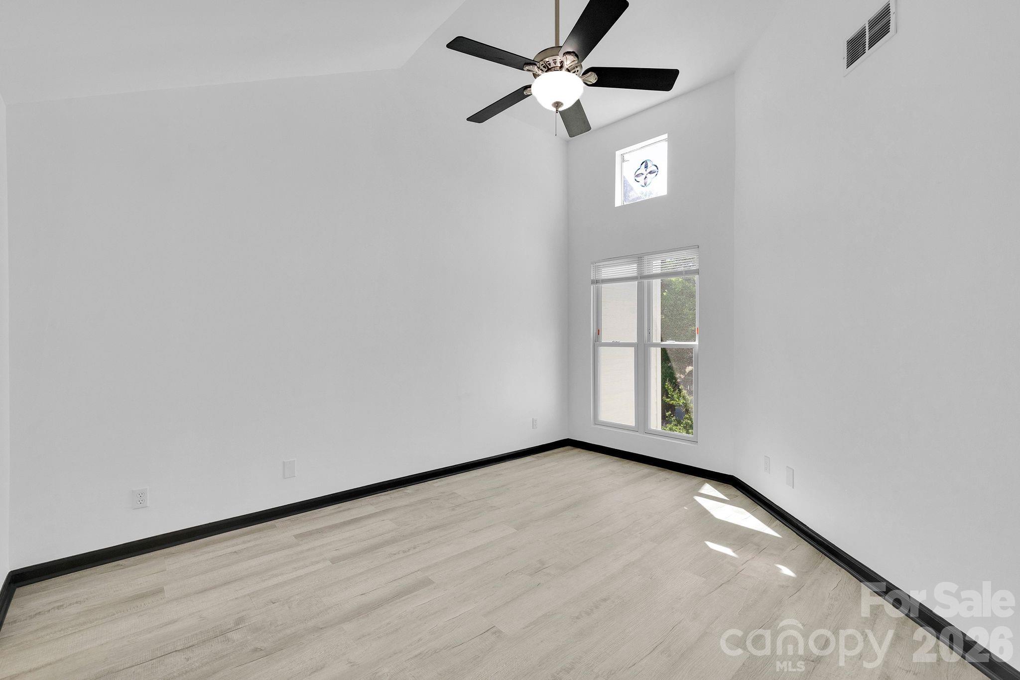 18755 Vineyard Point Lane — Cornelius