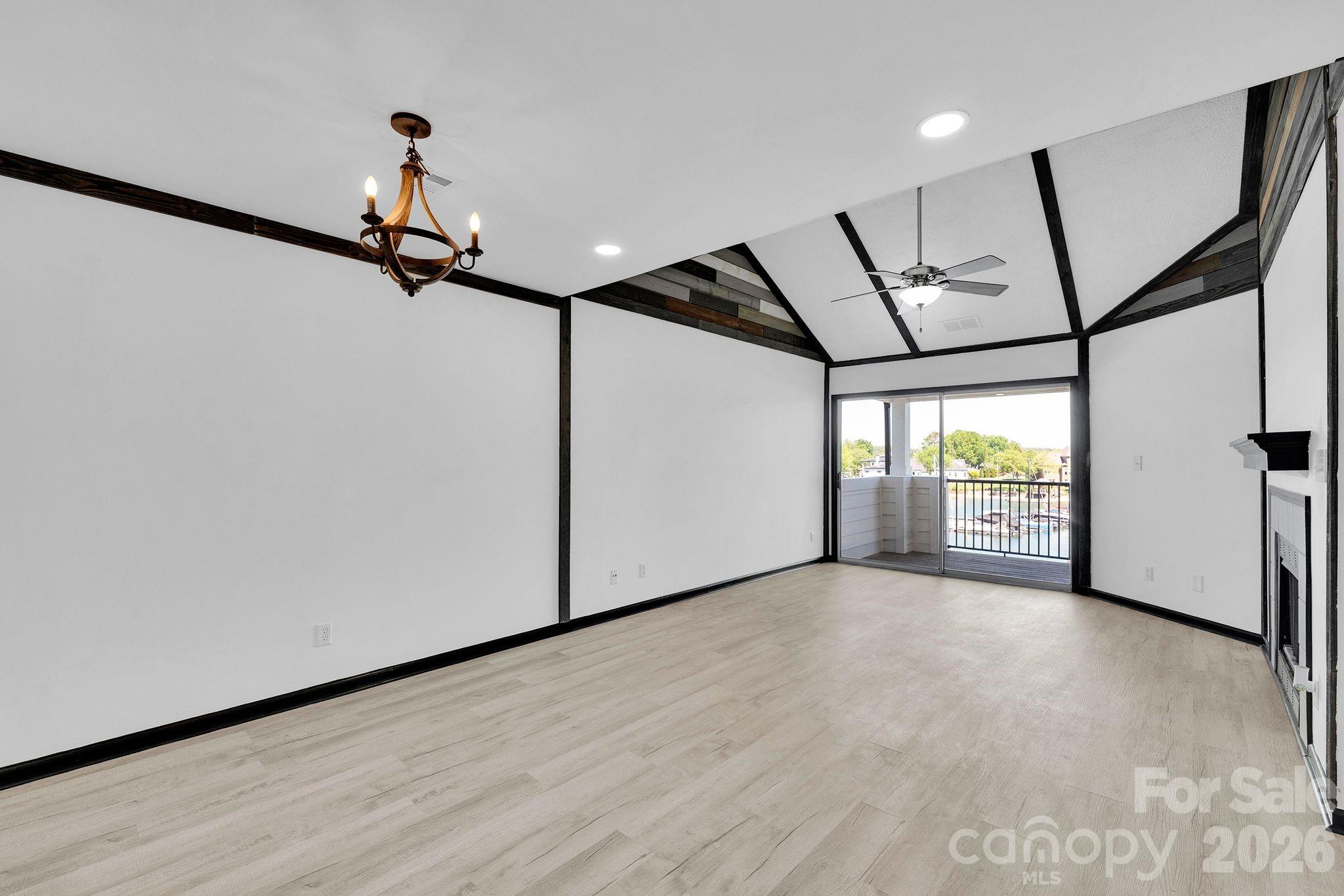 18755 Vineyard Point Lane — Cornelius