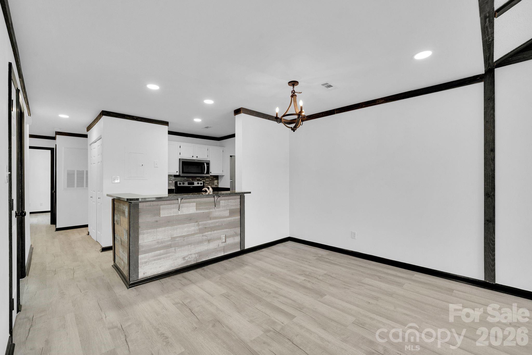 18755 Vineyard Point Lane — Cornelius