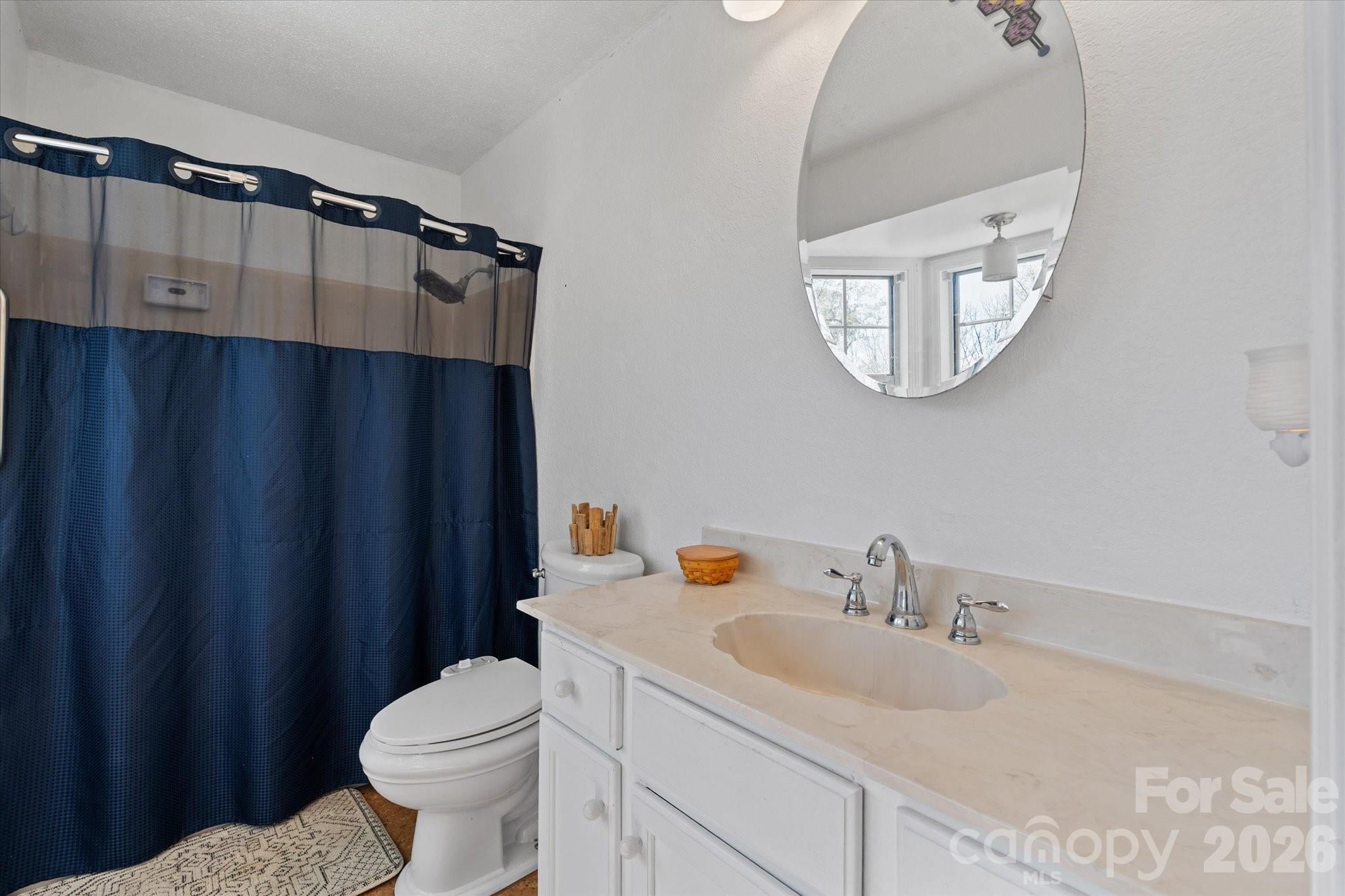 441 Hunters Glen Lane — Hendersonville