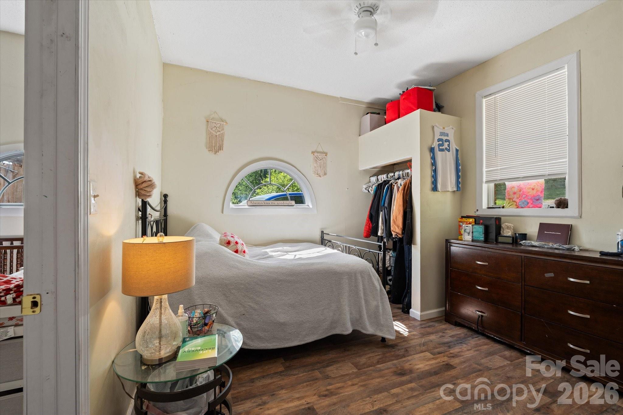 441 Hunters Glen Lane — Hendersonville