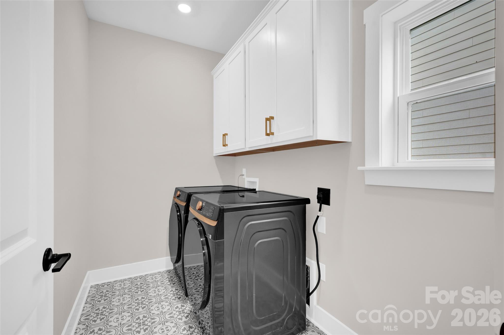 159 Glenn Drive — Mooresville