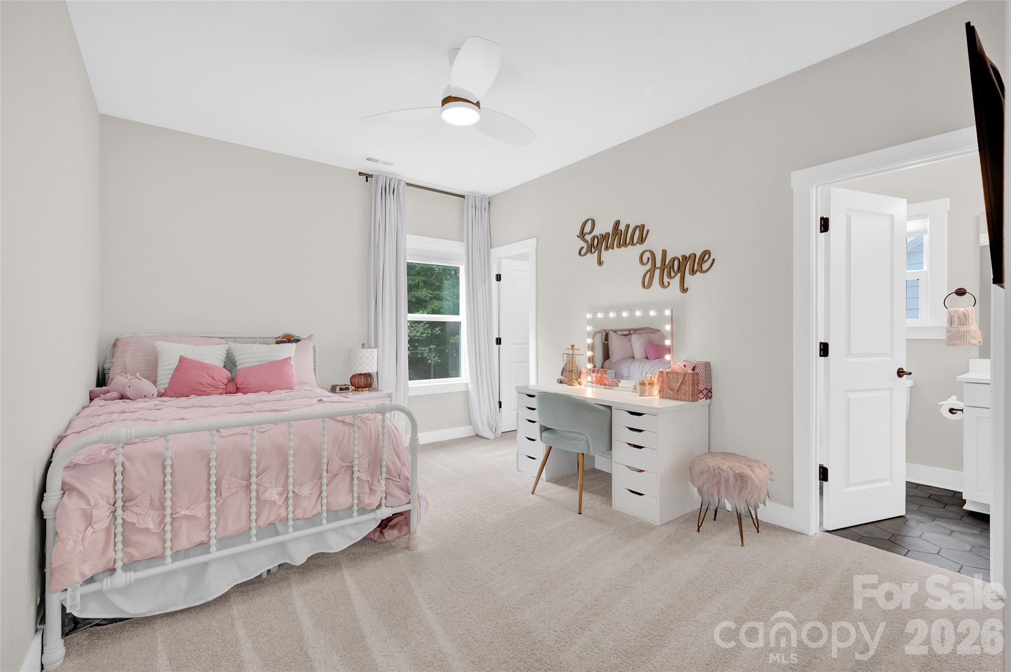 159 Glenn Drive — Mooresville