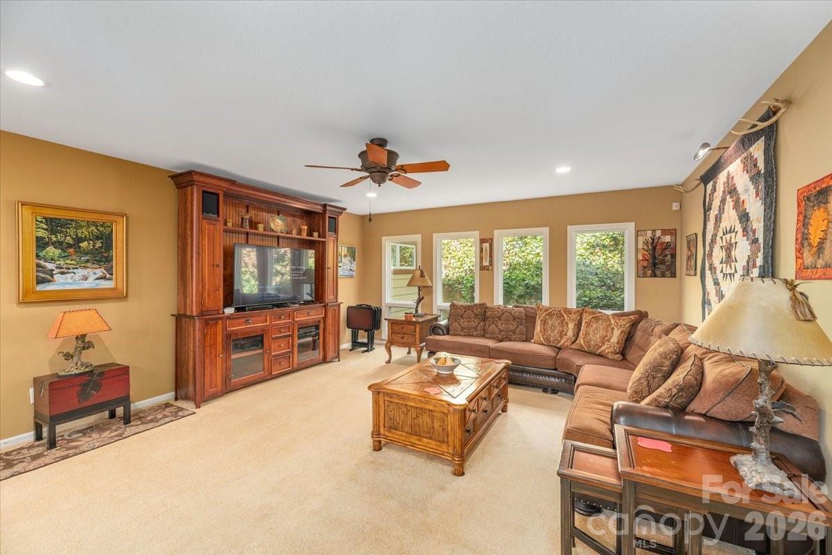1108 Rocky Knob Road — Waynesville