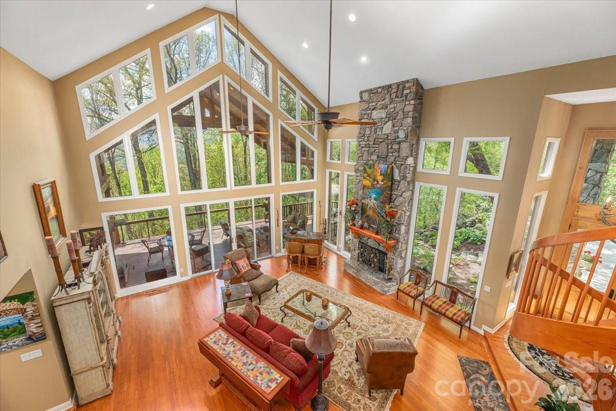 1108 Rocky Knob Road — Waynesville
