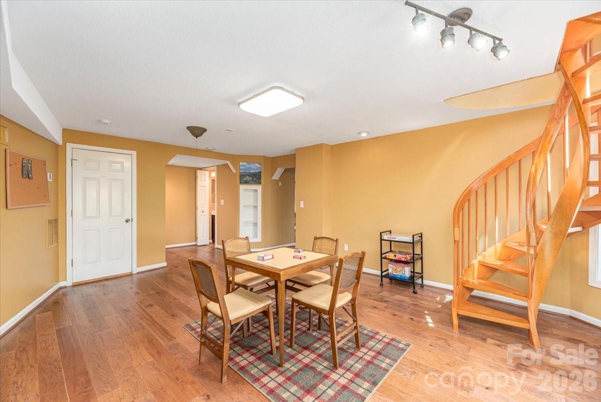 1108 Rocky Knob Road — Waynesville