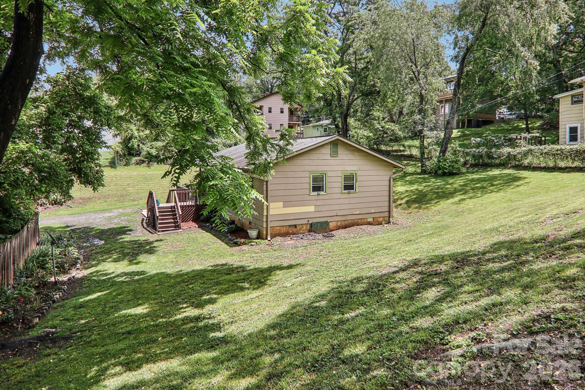 1 Camby Street — Asheville