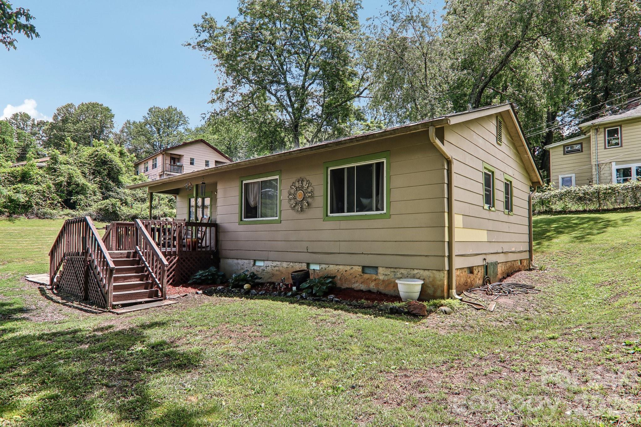 1 Camby Street — Asheville
