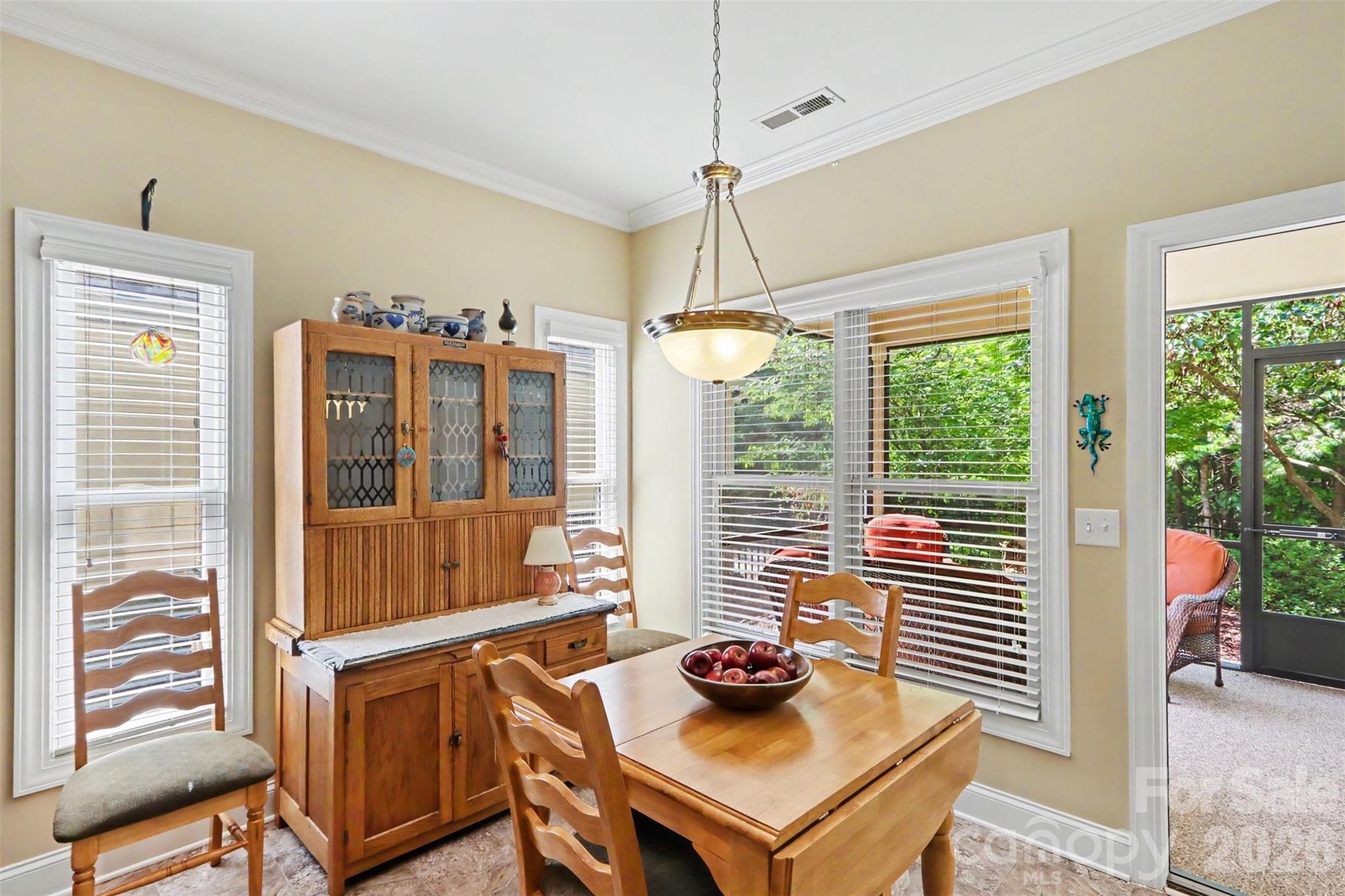 7926 Tigers Paw Drive — Huntersville