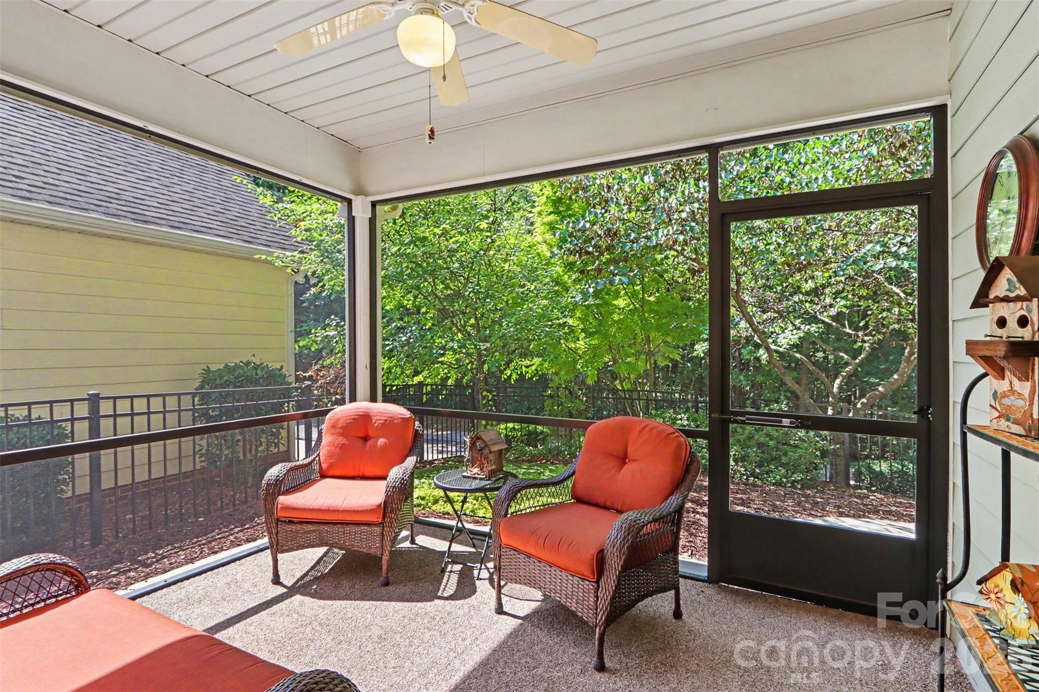 7926 Tigers Paw Drive — Huntersville