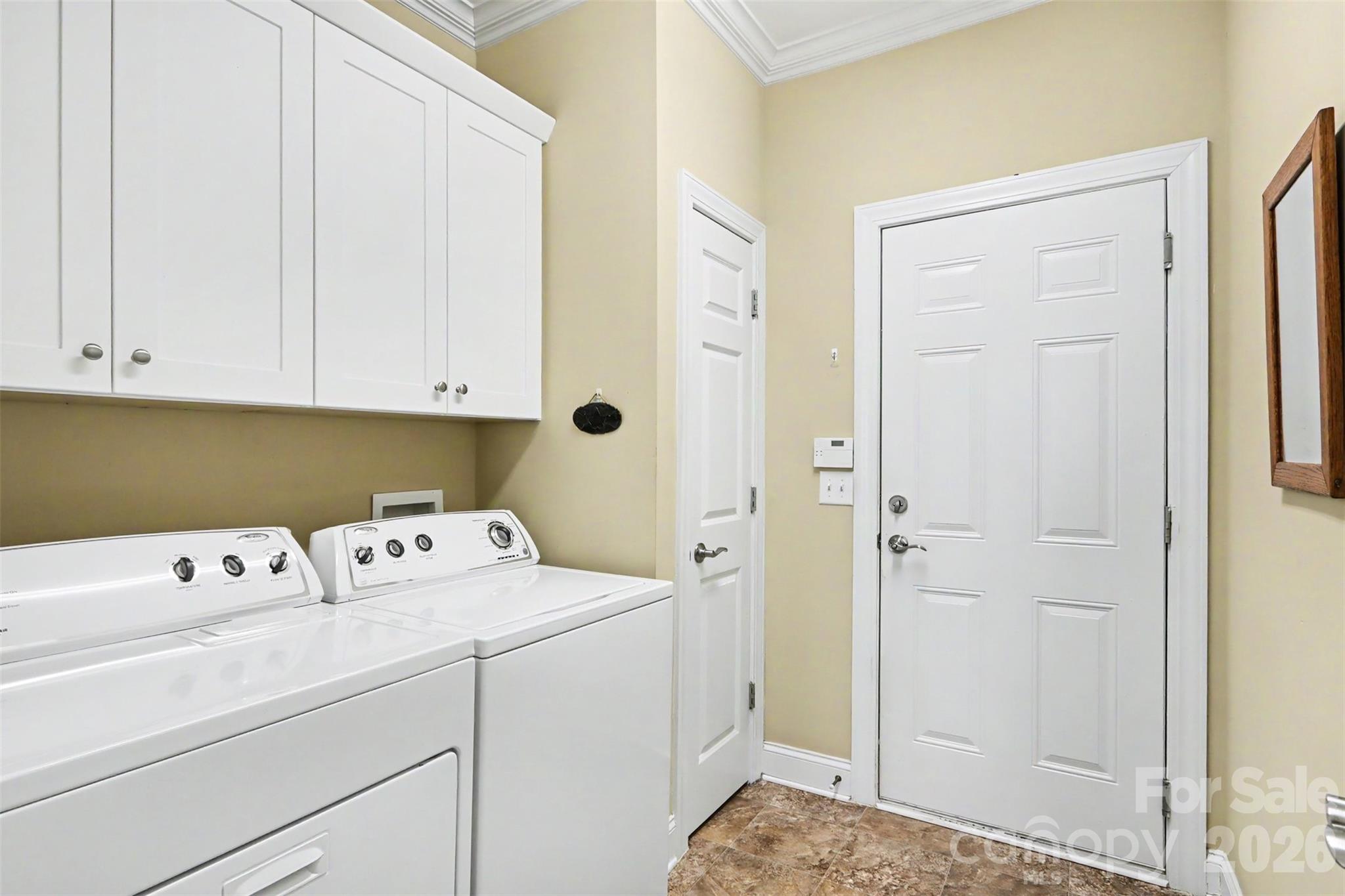 7926 Tigers Paw Drive — Huntersville