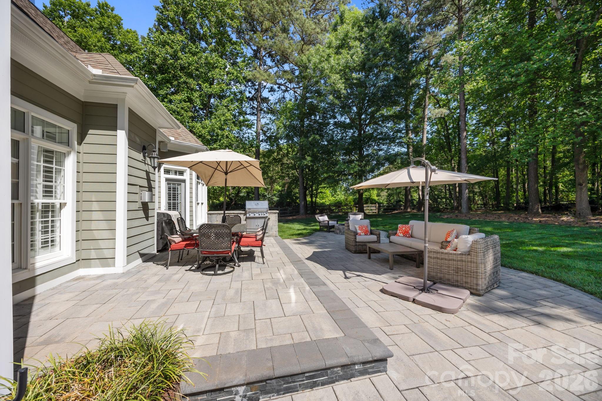 107 Spears Creek Drive — Mooresville