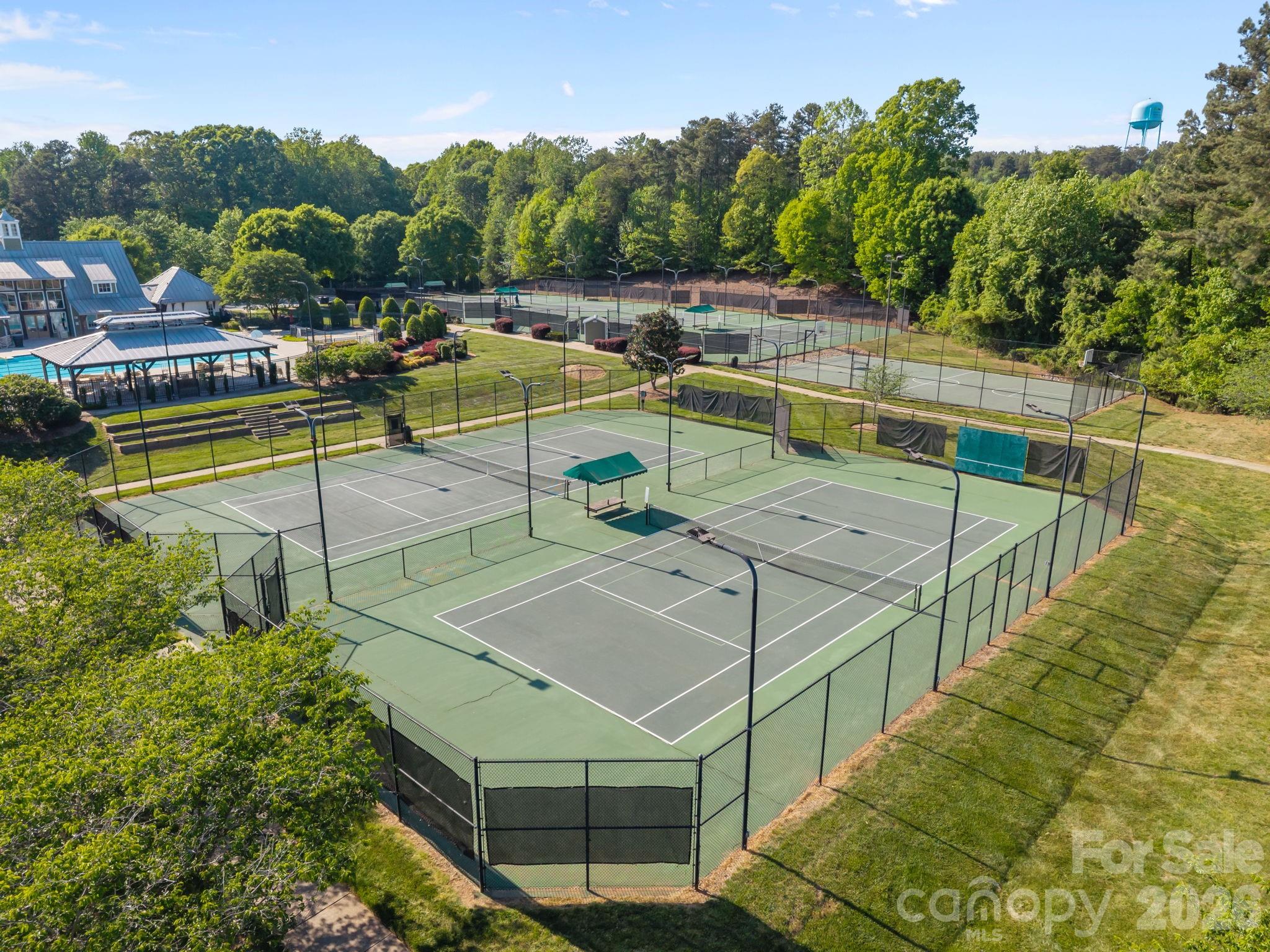 107 Spears Creek Drive — Mooresville