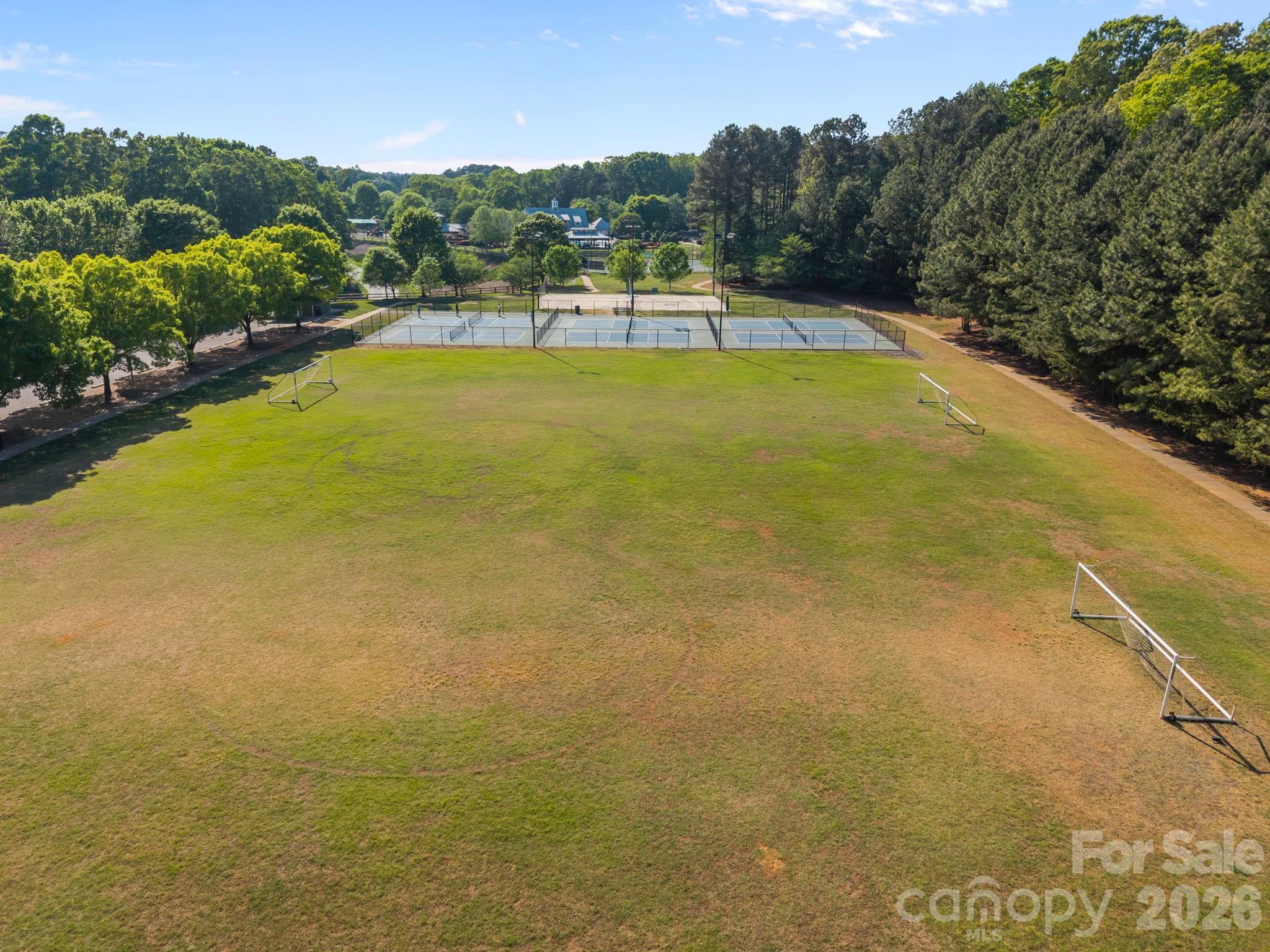 107 Spears Creek Drive — Mooresville