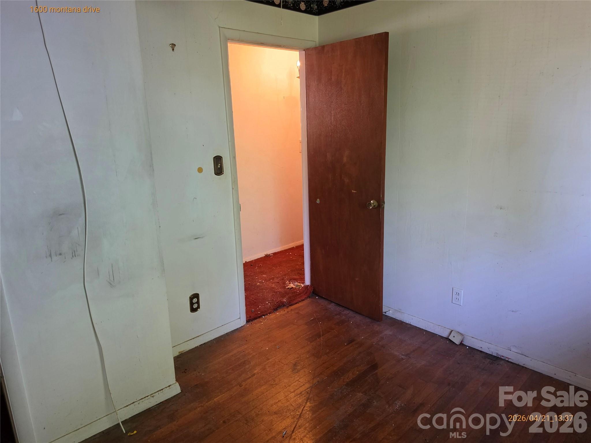 1600 Montana Drive — Charlotte