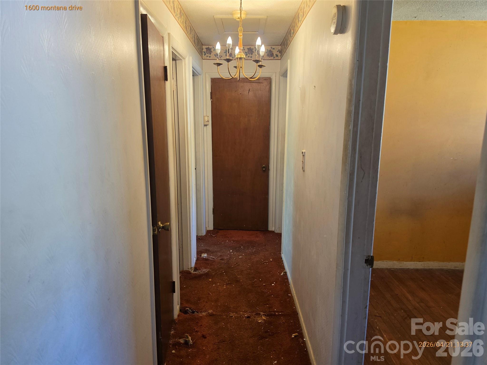 1600 Montana Drive — Charlotte