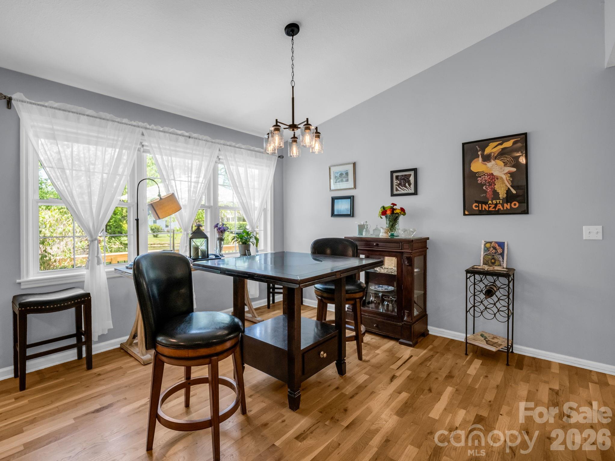 179 Kingfisher Lane — Mills River