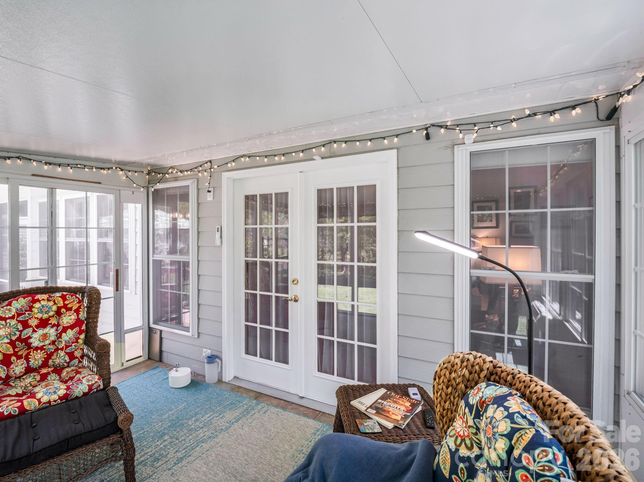 179 Kingfisher Lane — Mills River