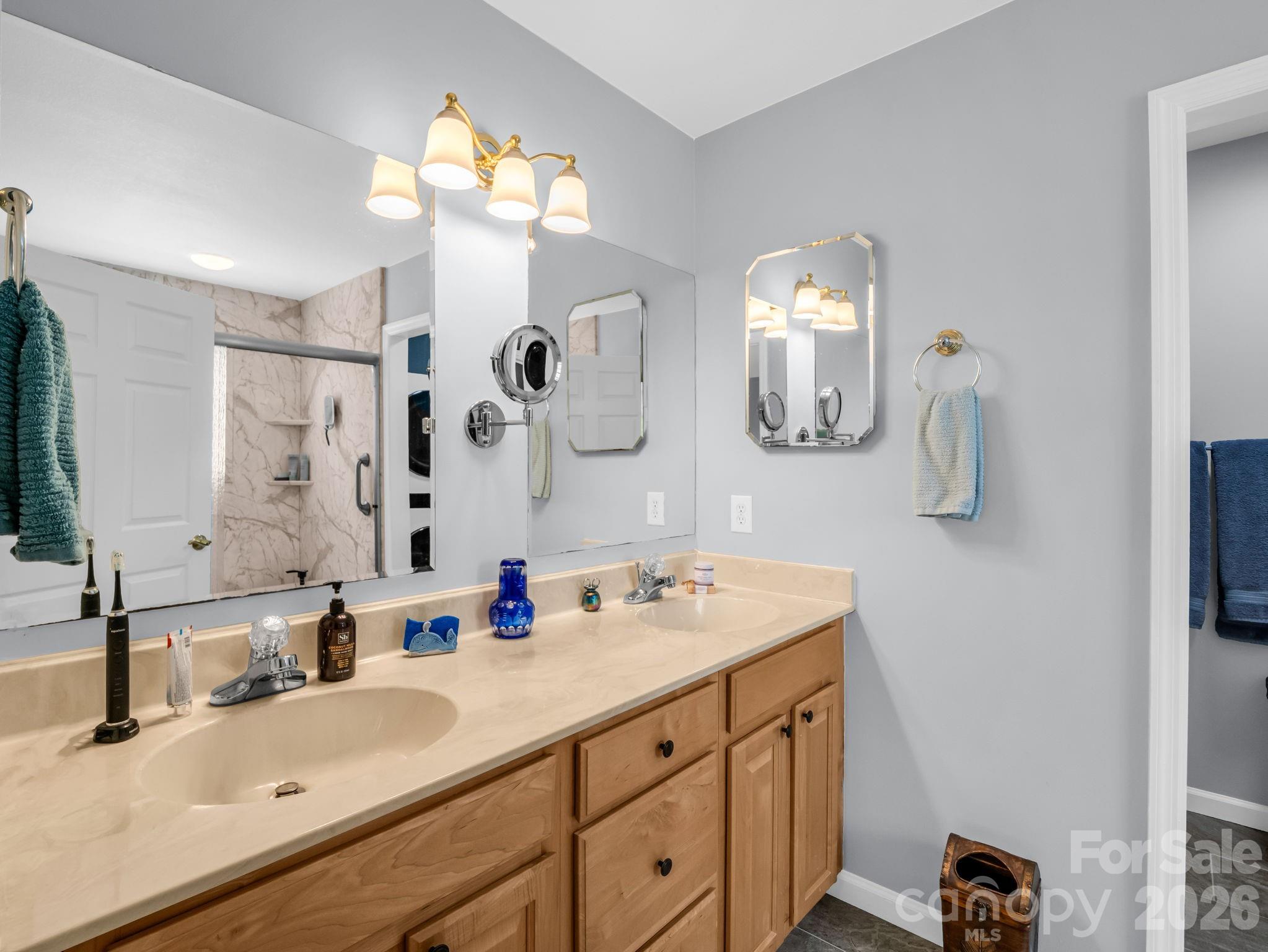 179 Kingfisher Lane — Mills River