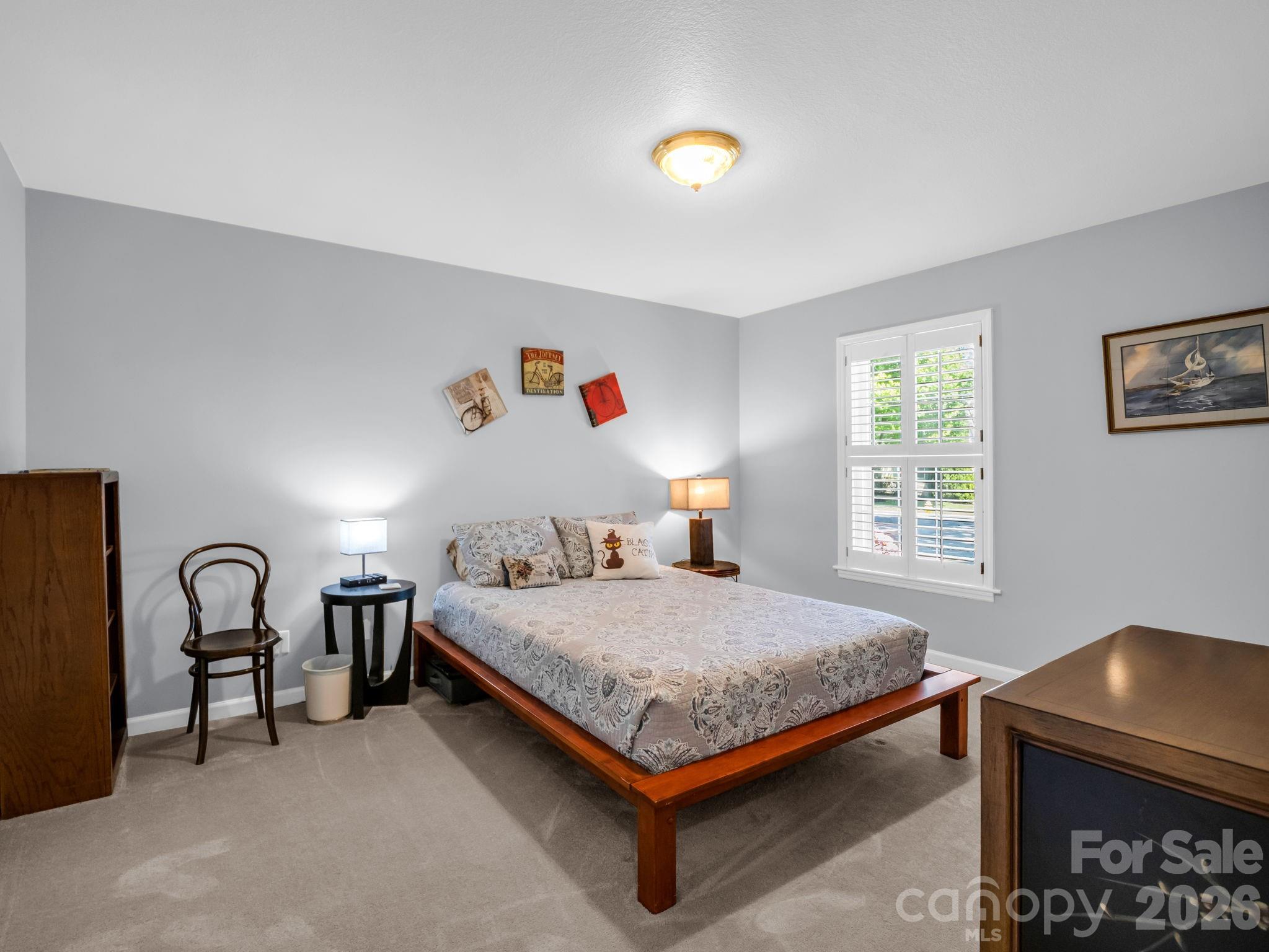 179 Kingfisher Lane — Mills River