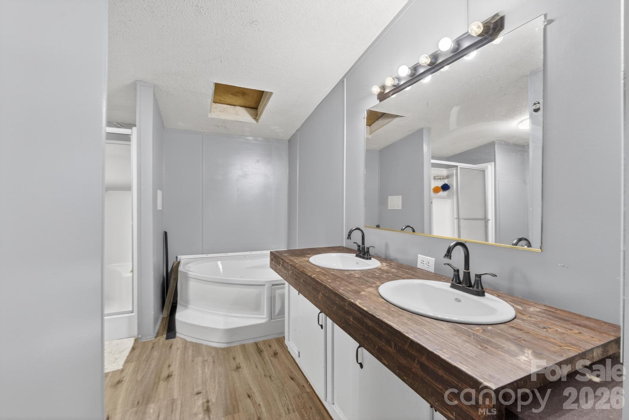 2324 Alfred Hartley Road — Lenoir