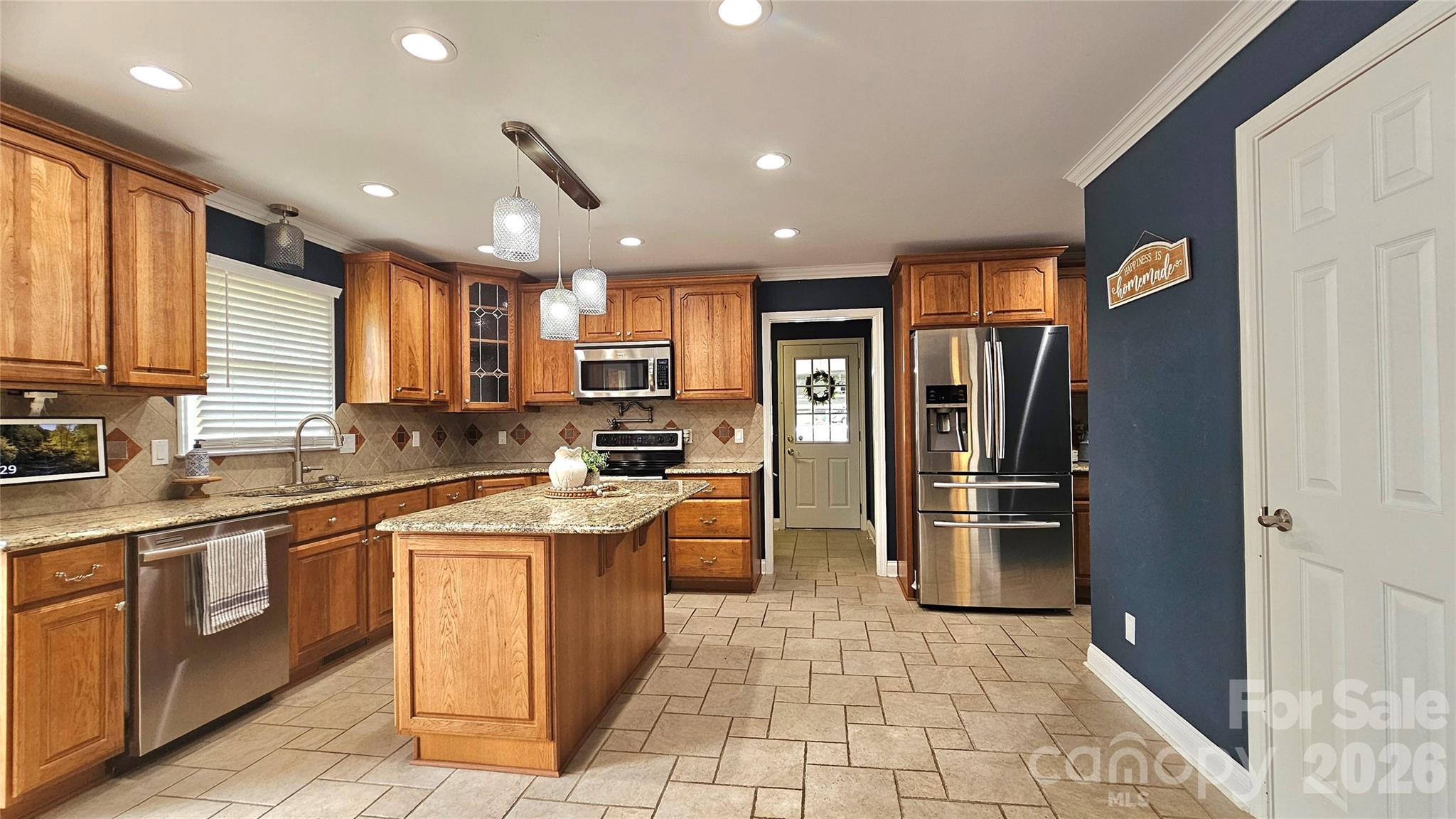 1121 Smith Street — Albemarle