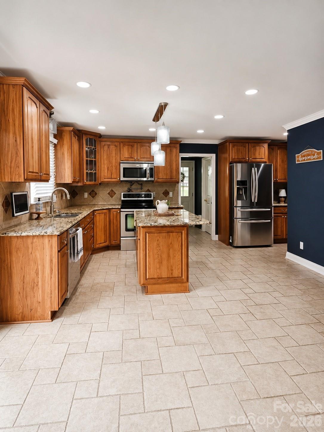 1121 Smith Street — Albemarle