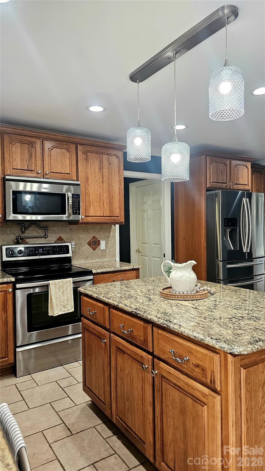 1121 Smith Street — Albemarle