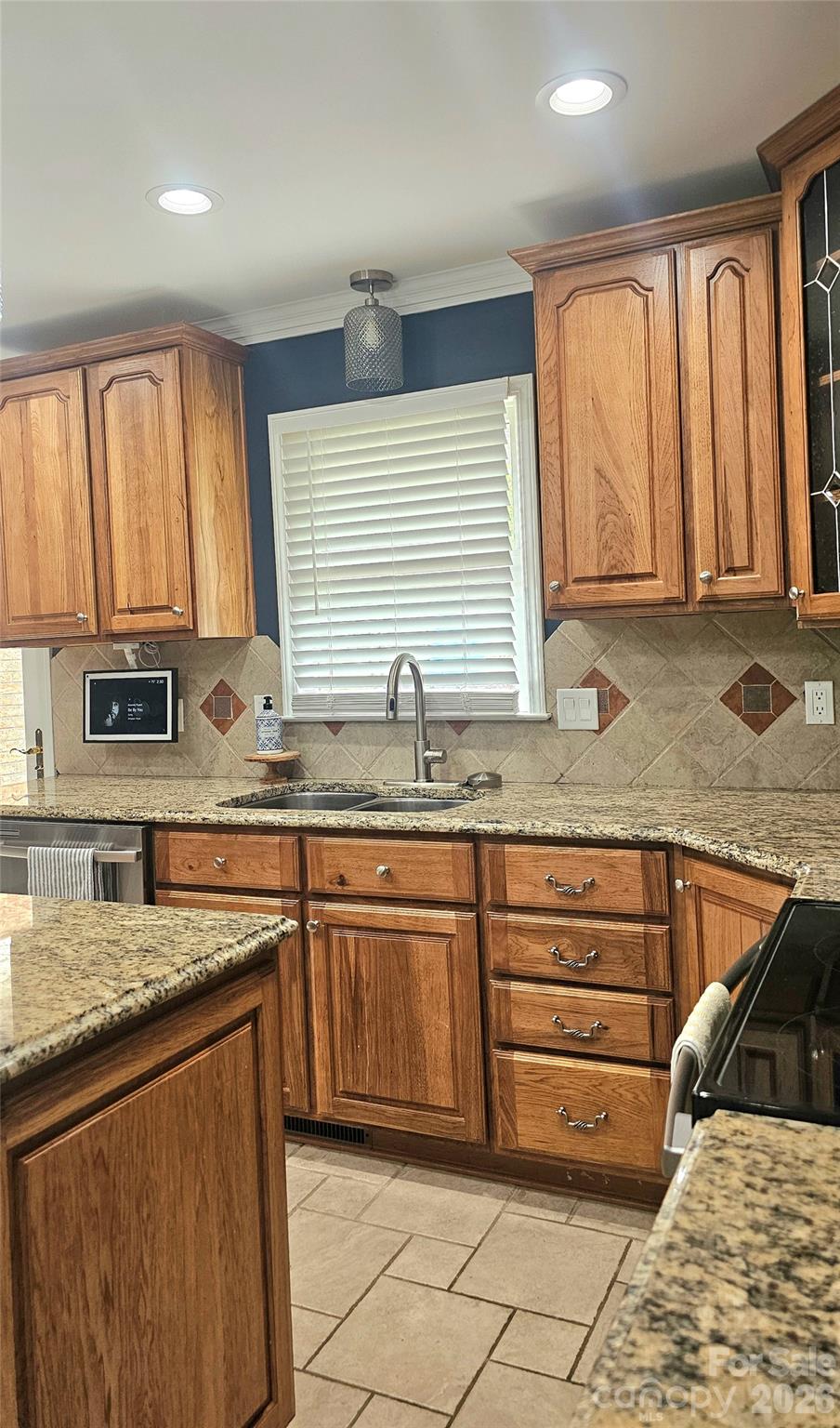 1121 Smith Street — Albemarle