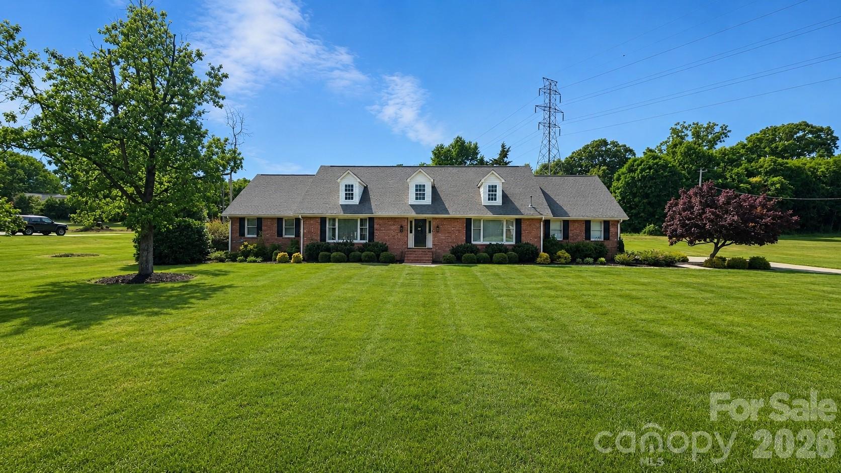 1121 Smith Street — Albemarle