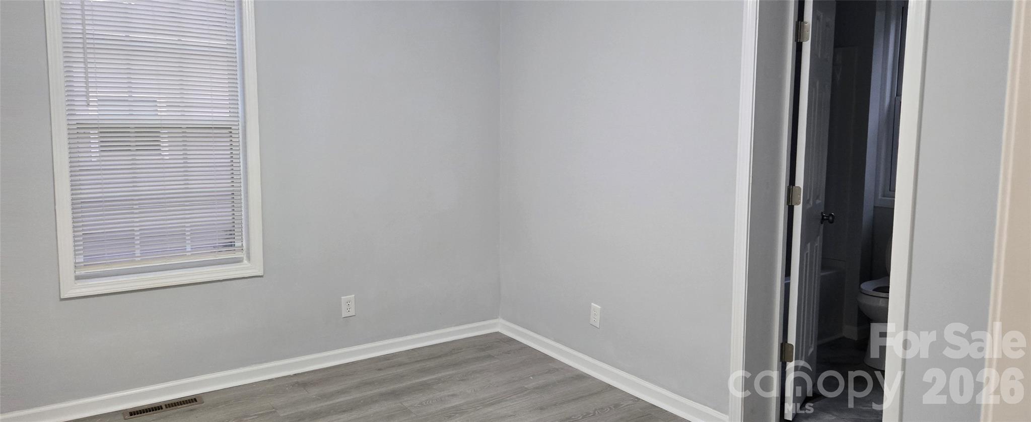 227 W B Street — Newton