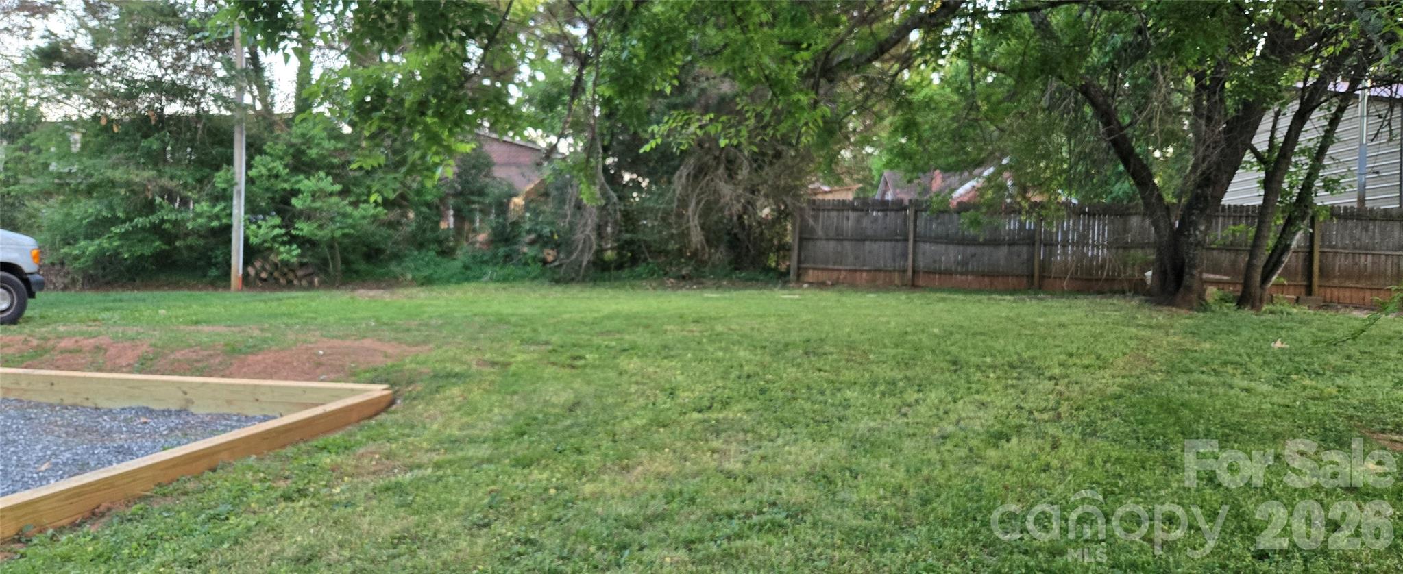 227 W B Street — Newton