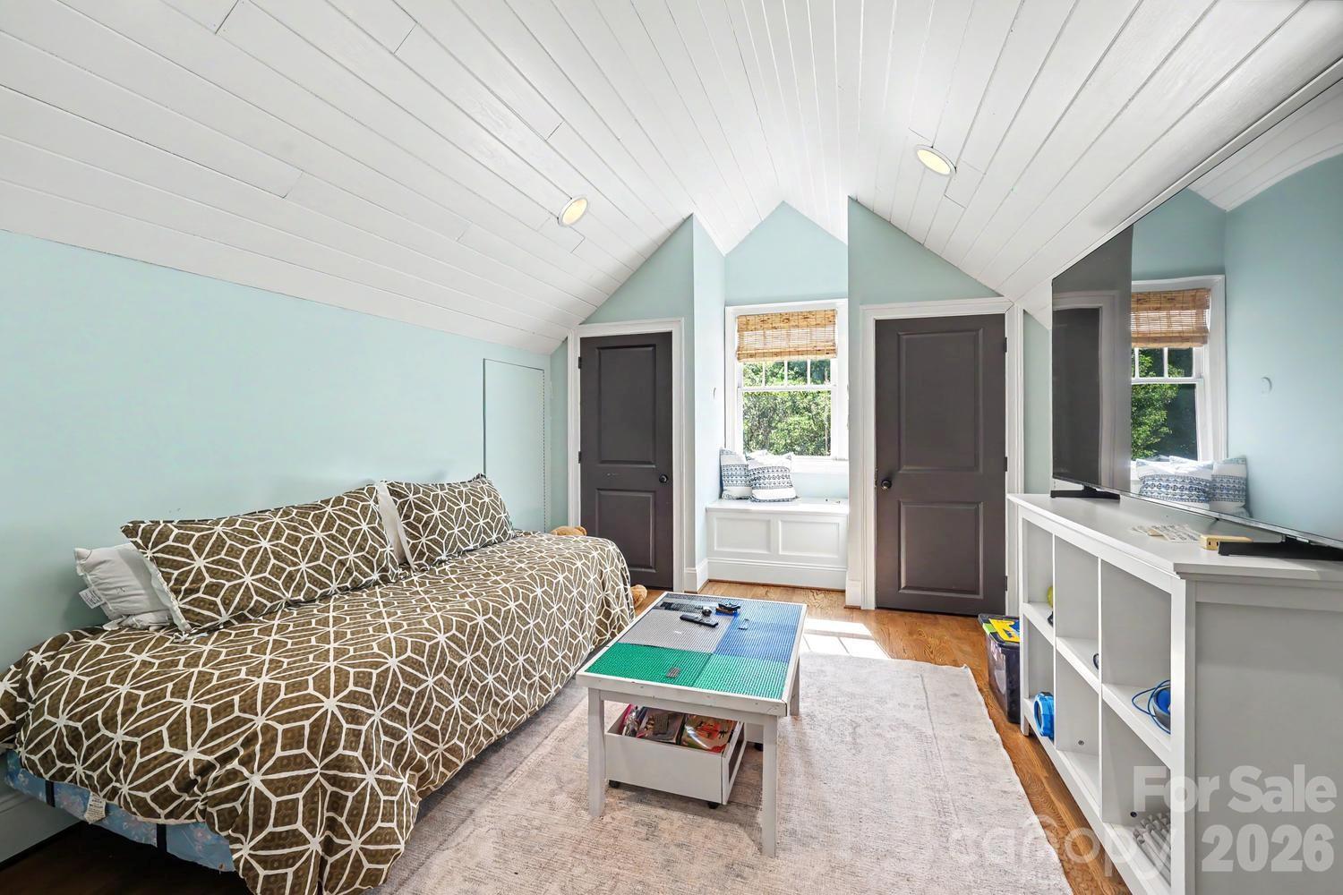 2744 Normandy Road — Charlotte