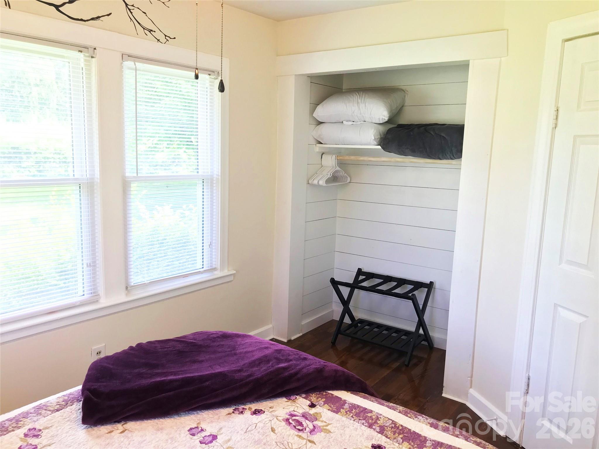 144 Macedonia Road — Asheville