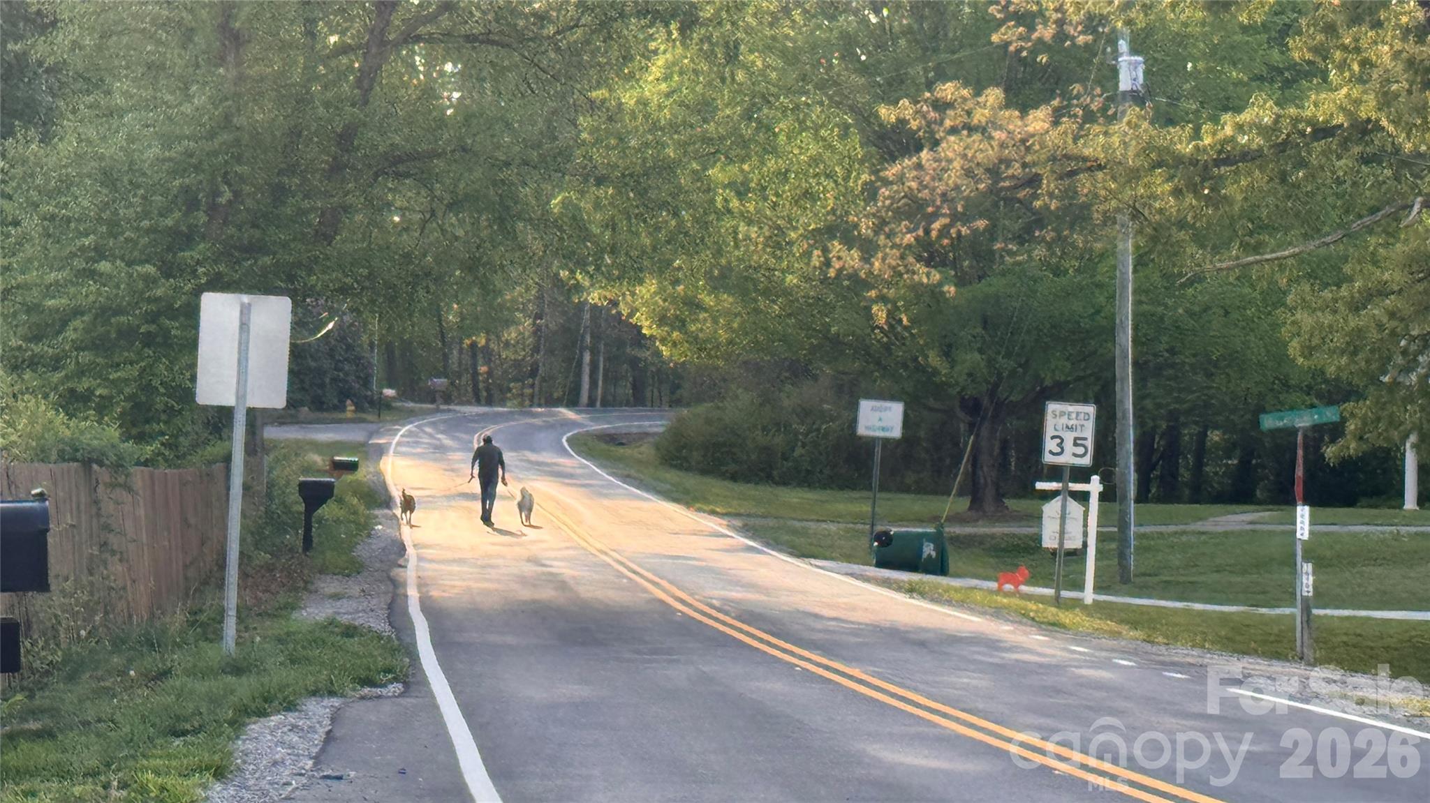 144 Macedonia Road — Asheville