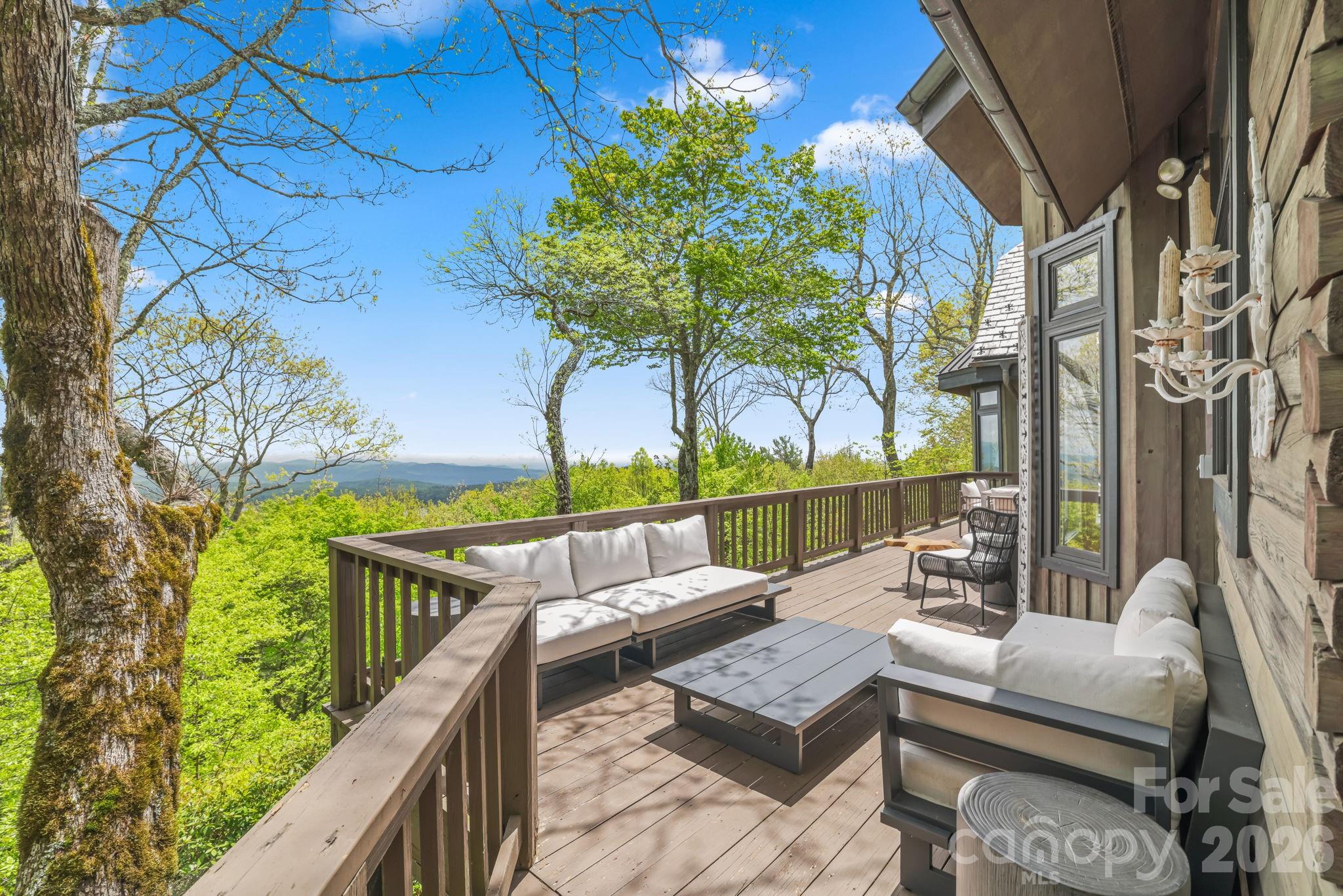 1052 Toxaway Drive — Lake Toxaway