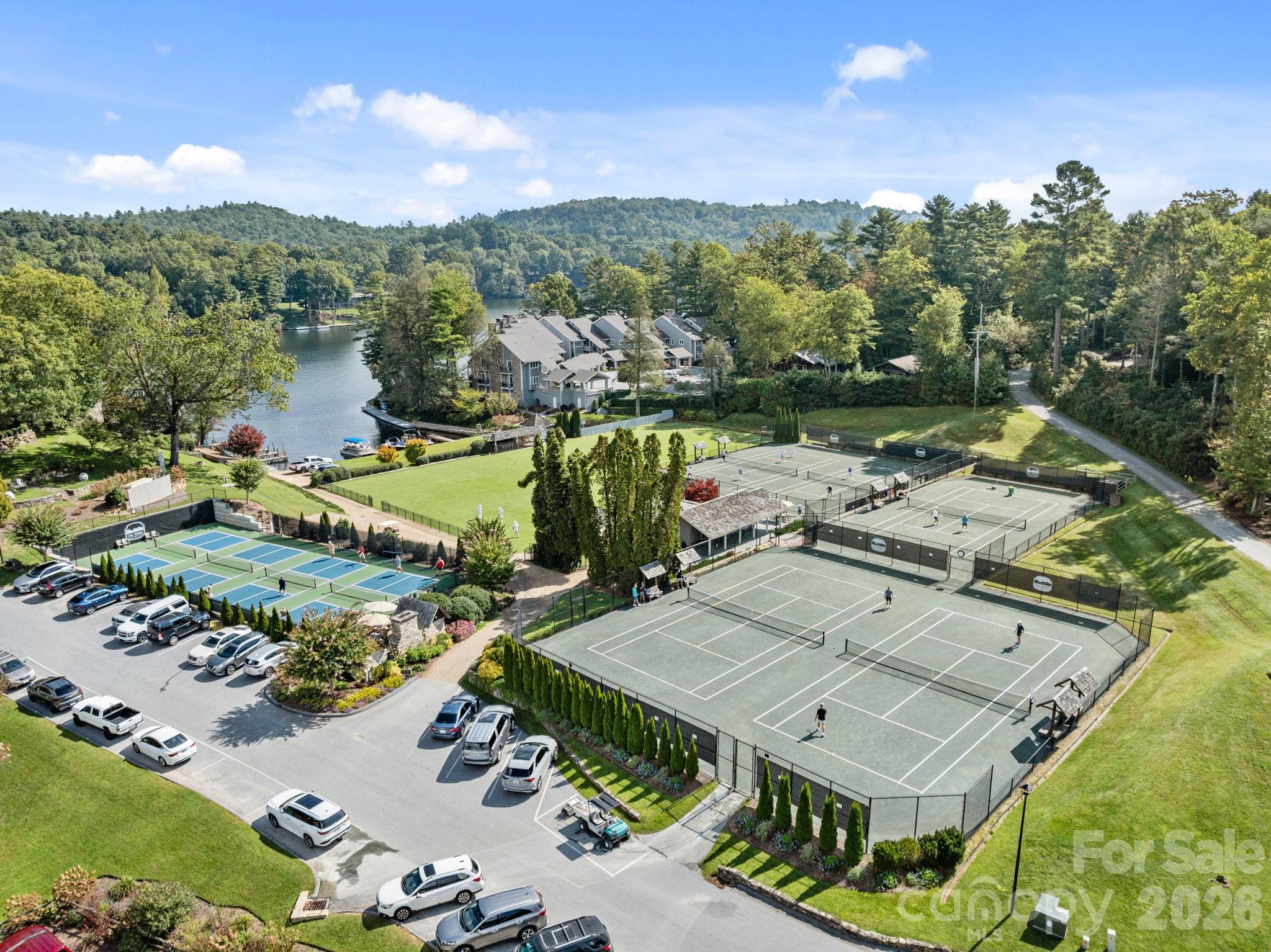 1052 Toxaway Drive — Lake Toxaway