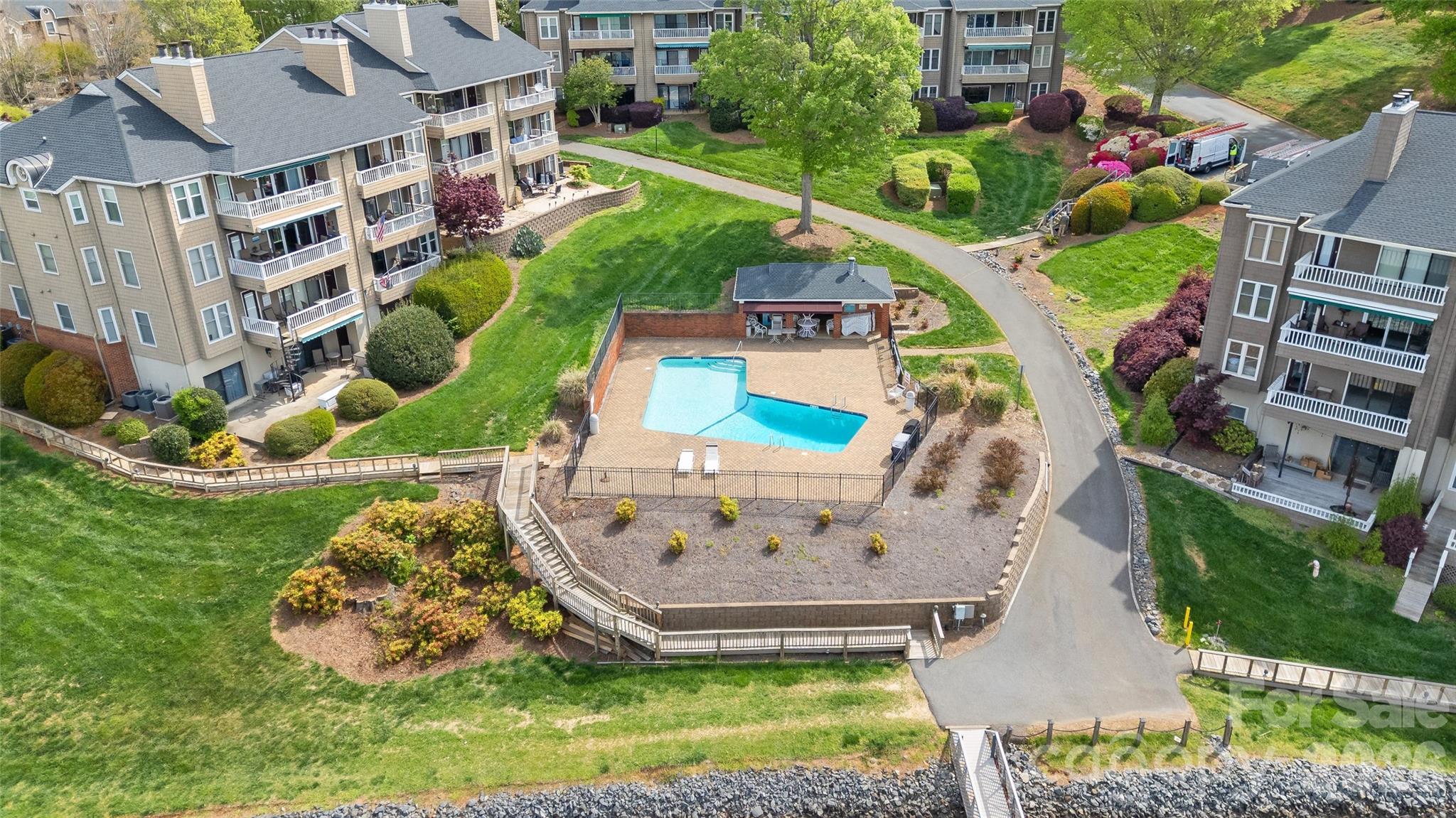 7340 Lakefront Drive #11 — Charlotte