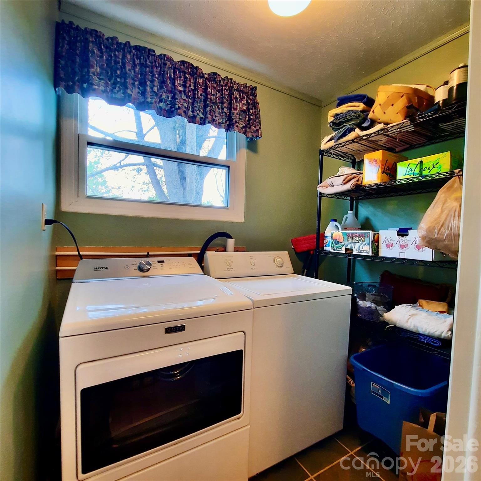 604 Substation Street — Hendersonville