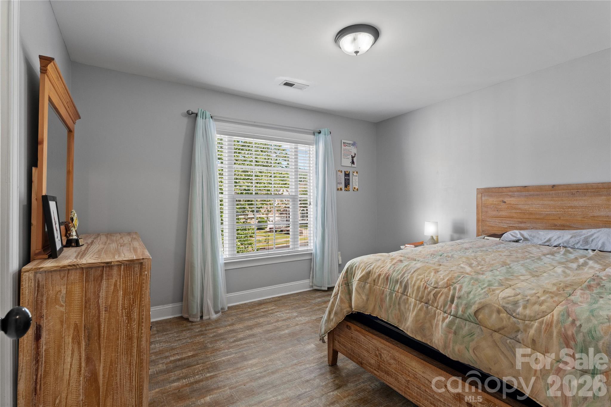 1518 Squirrel Lake Court — Matthews