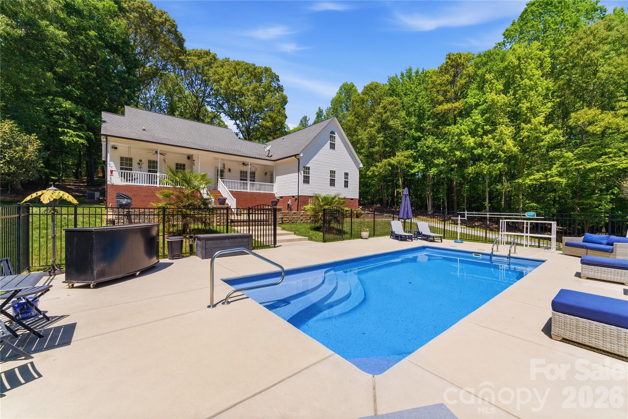 3503 Waxhaw Indian Trail Road S — Waxhaw