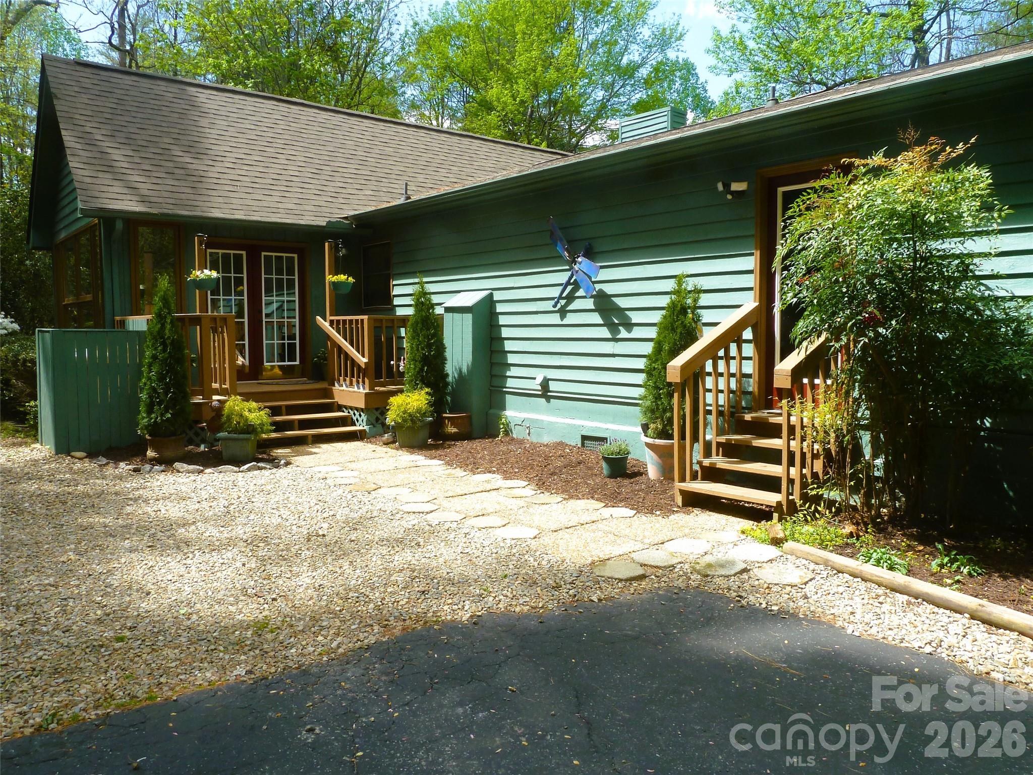 2698 Connestee Trail — Brevard